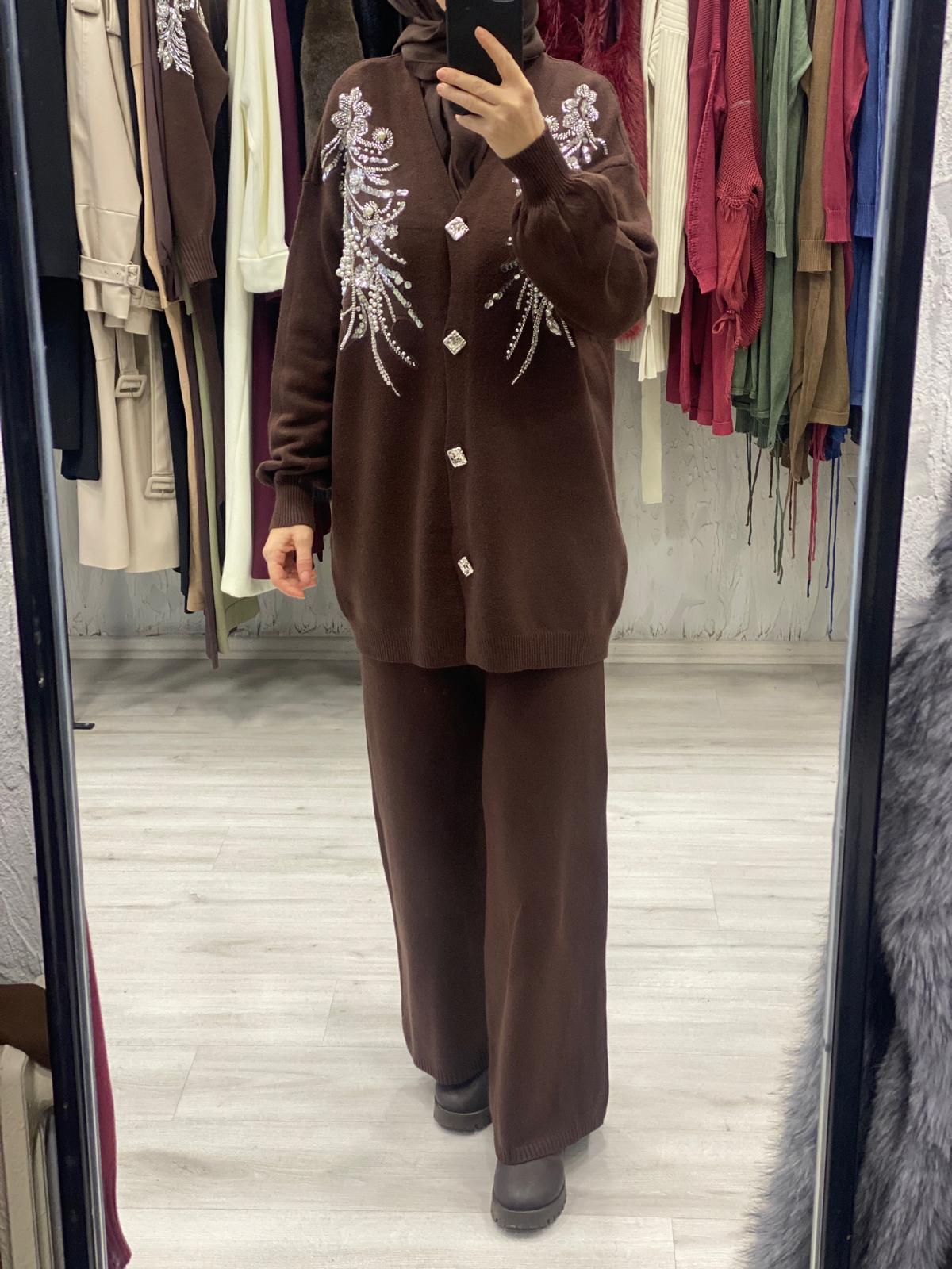 TAŞ%20DETAYLI%20ANGORA%20TAKIM%20